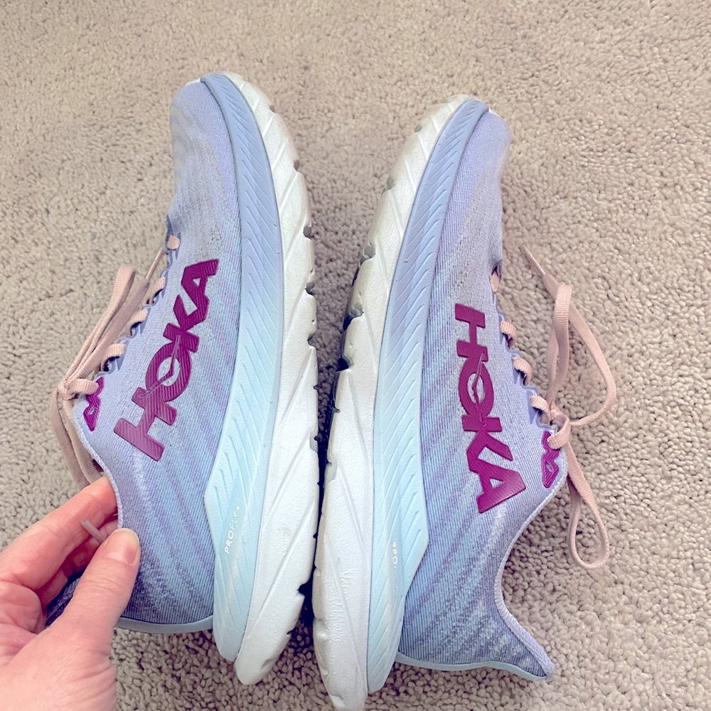 Gently worn Hoka profly+